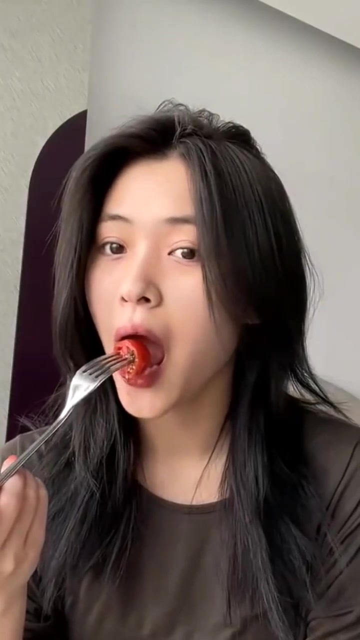 @Lari
