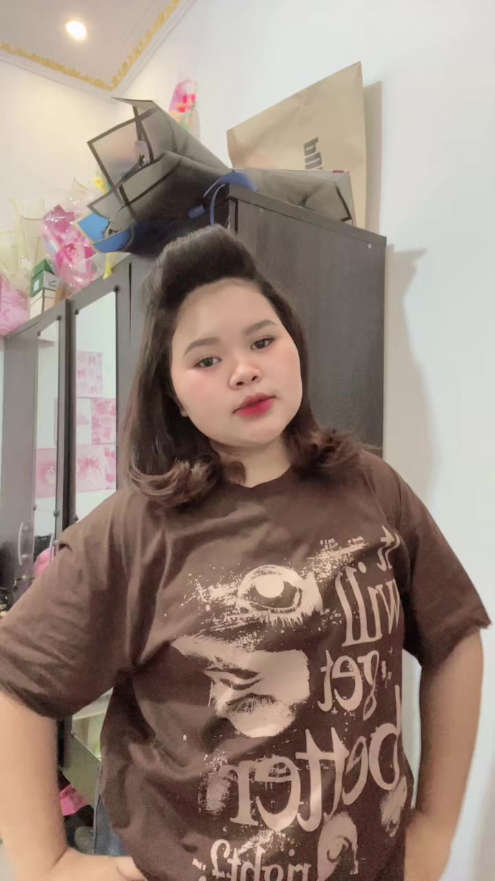 @Nisaa18