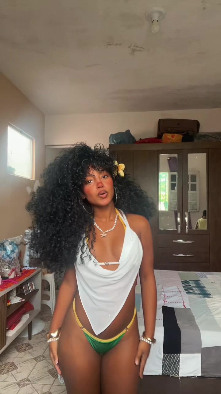 @Bombom💋