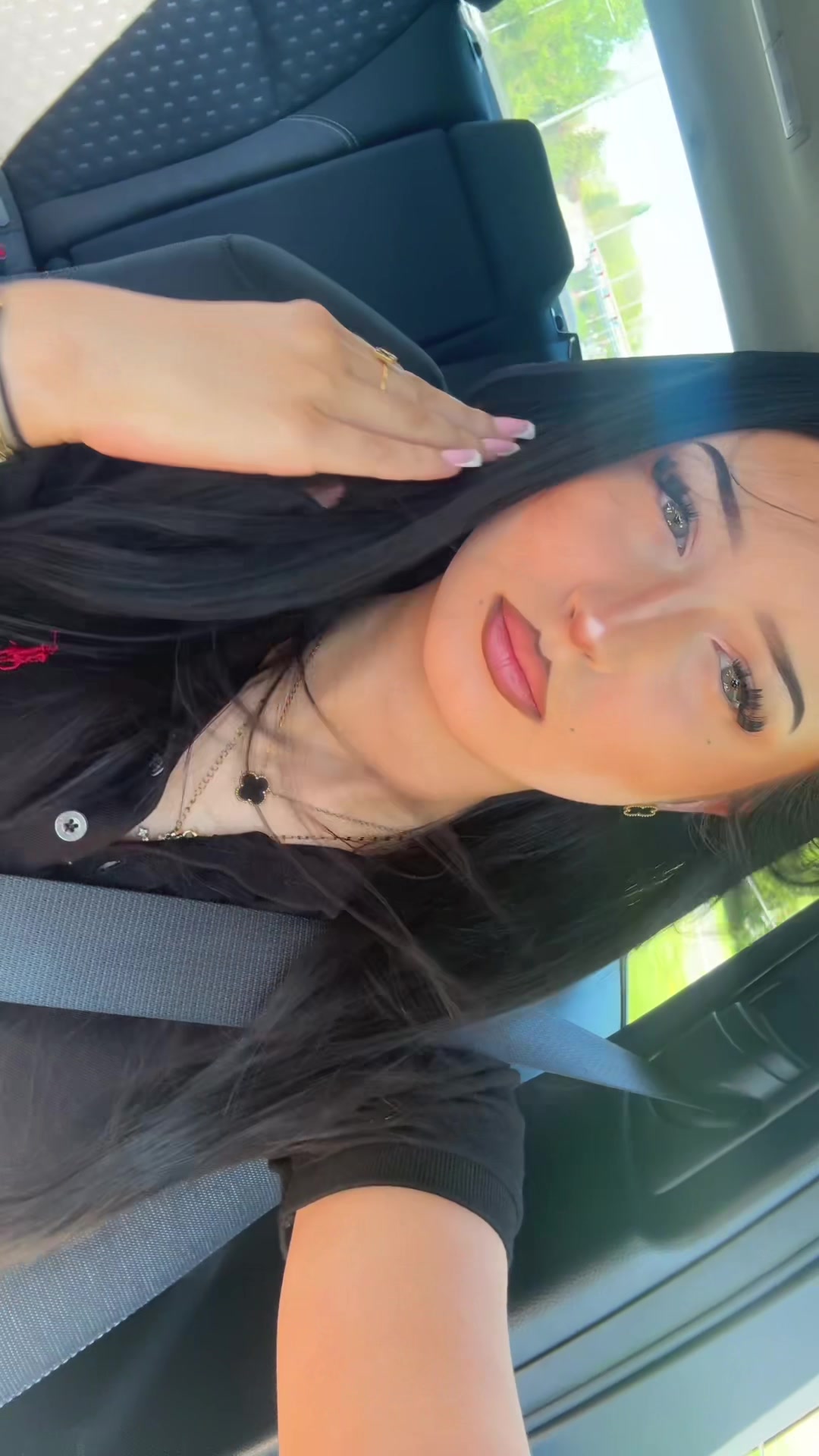 @nnellyezz