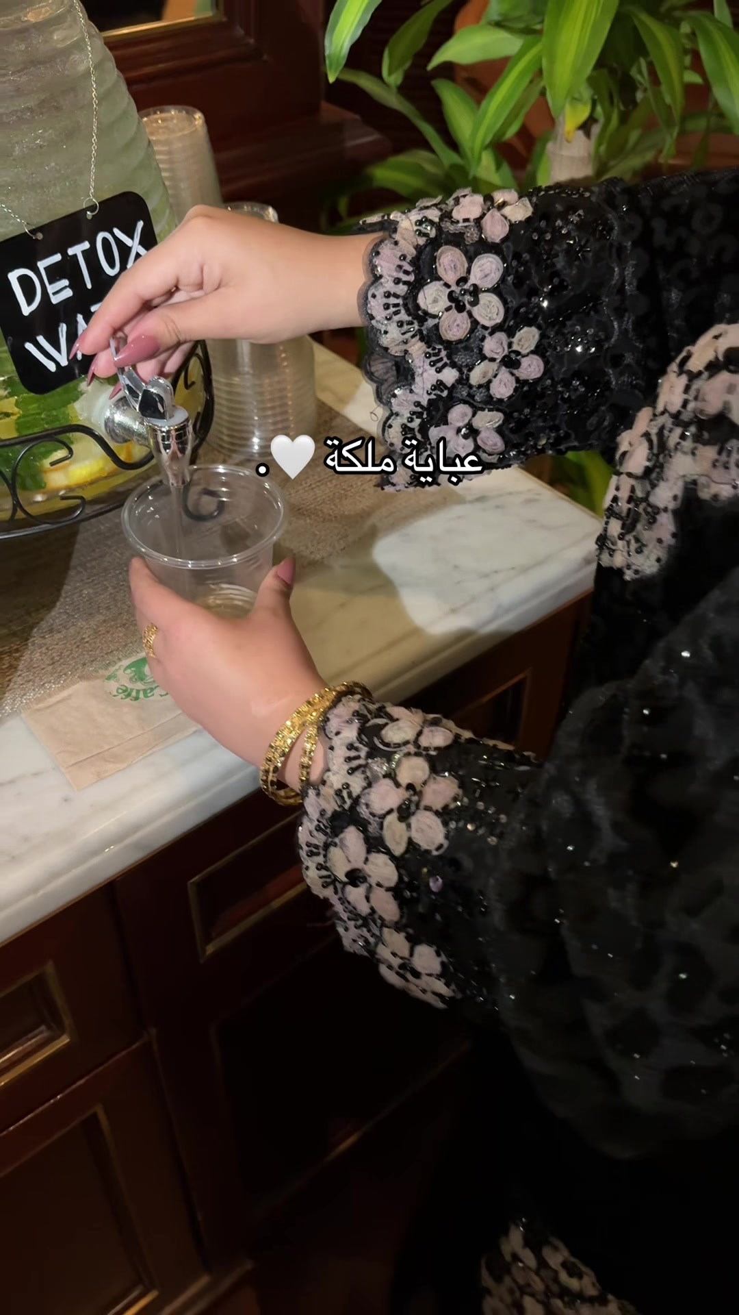 @عبايات| يونيك لايبر 🤍