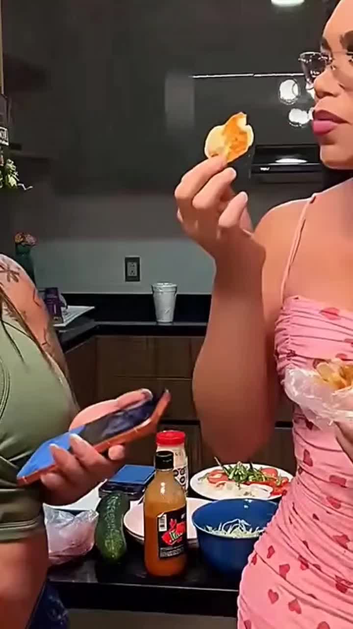 @Elvis