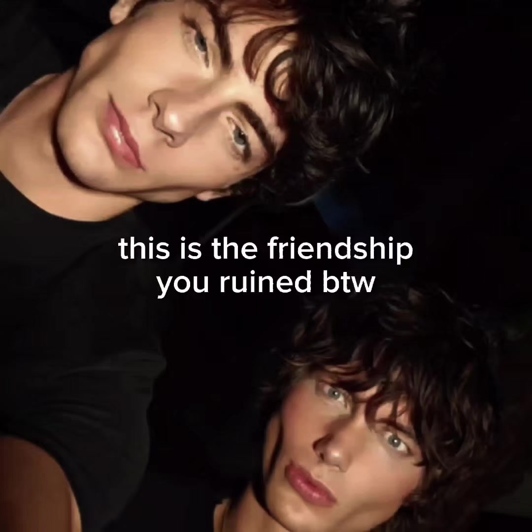 @hullo