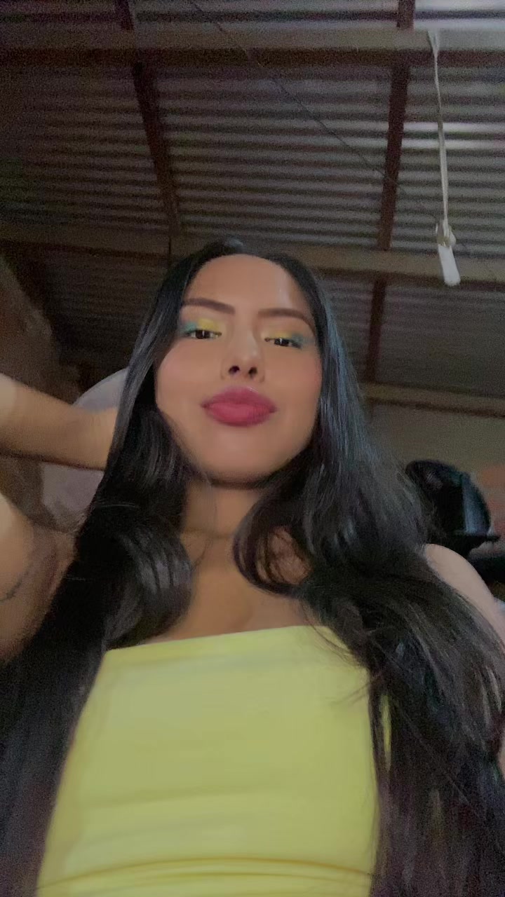 @Beniana 💚.