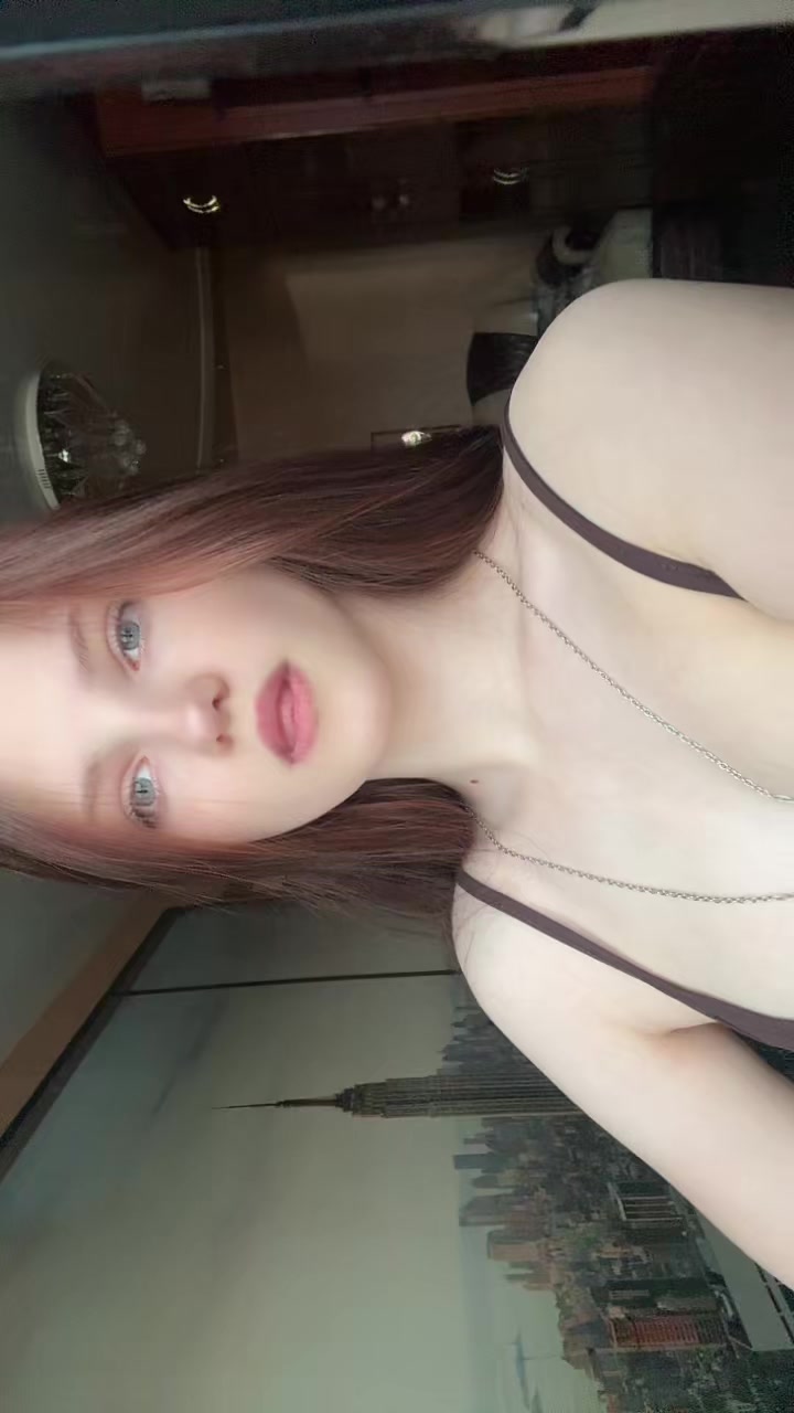 @vvv