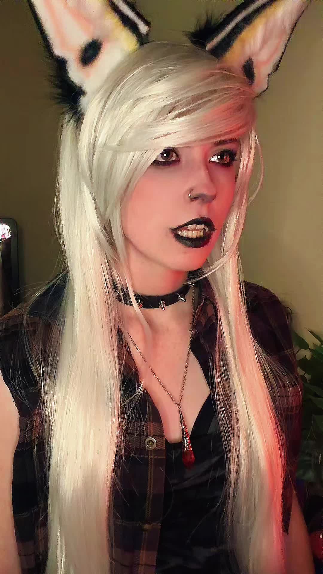 @crownedxchaos
