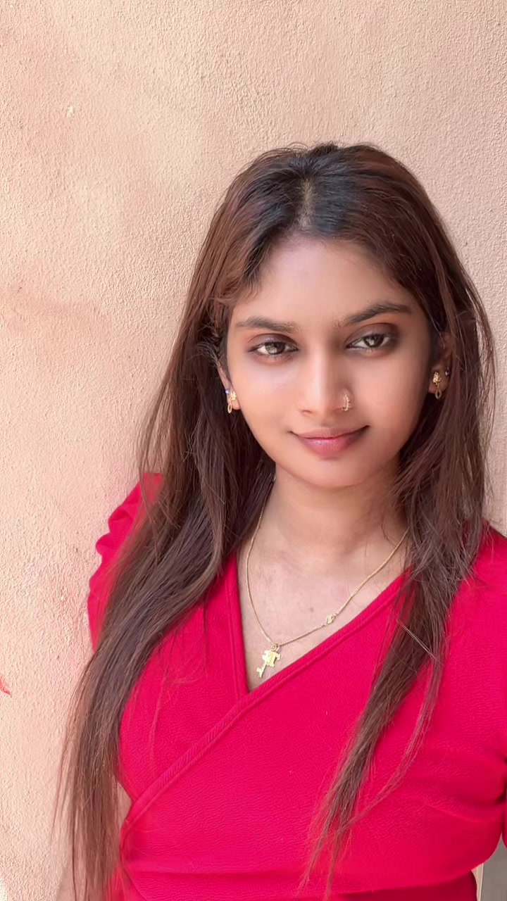 @Thivya 🤍