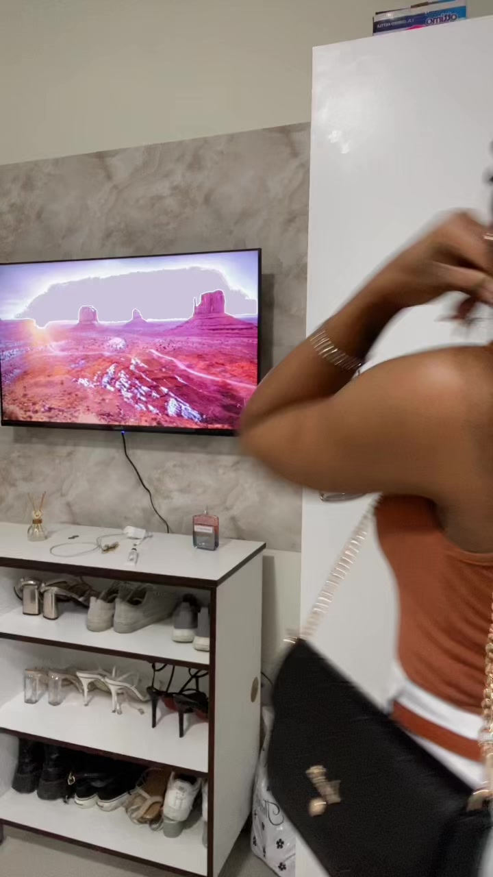 @dineotiny