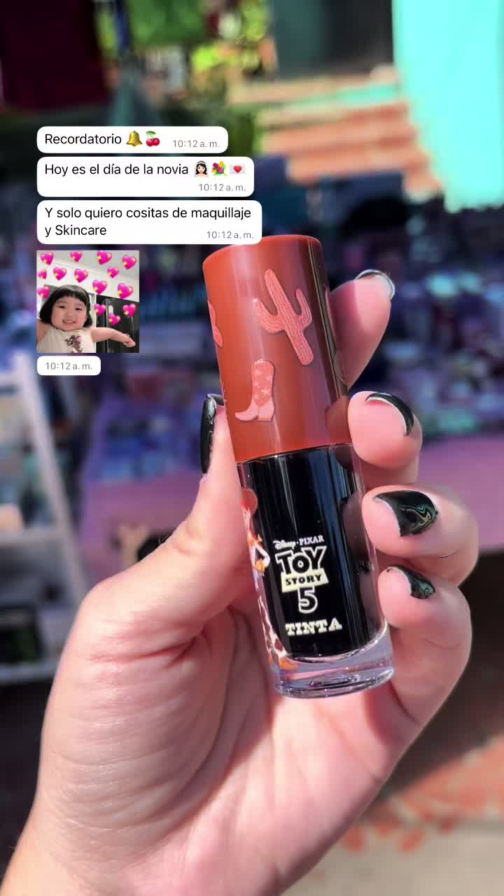 @Éclat Cosmetics
