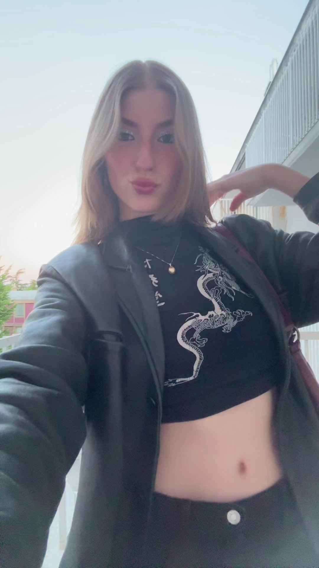 @mishelbratikovaaa