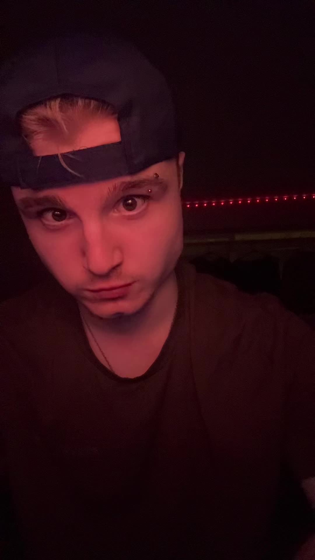 @andrewtf