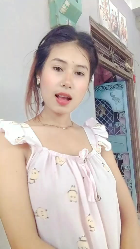 @Xoti(•‿•)