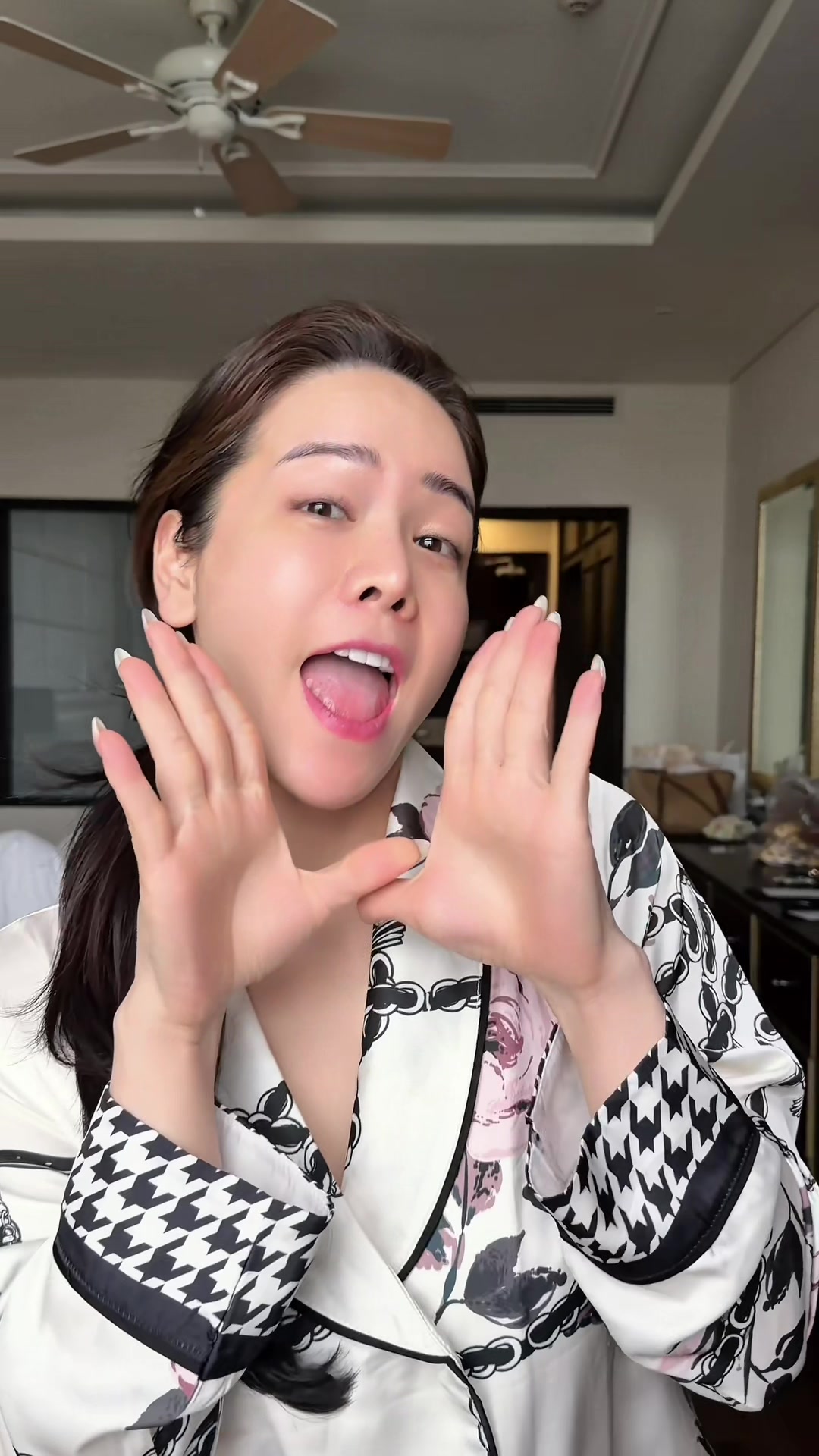 @Nhật Kim Anh