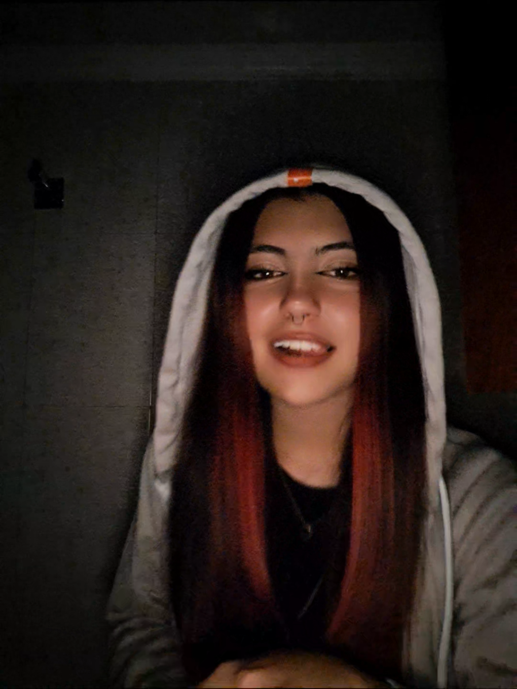 @Valx🦇