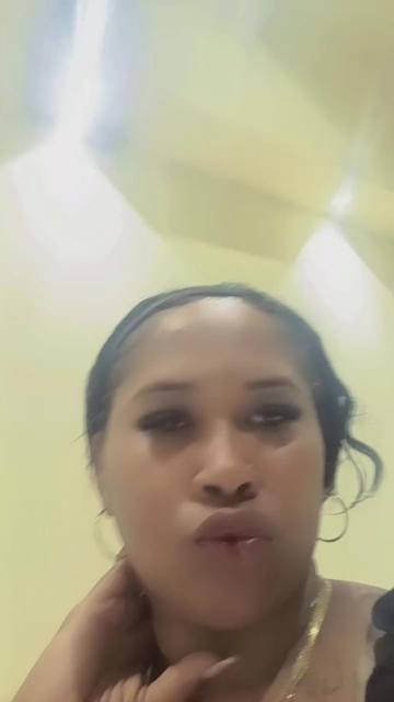 @stellajolicoeur