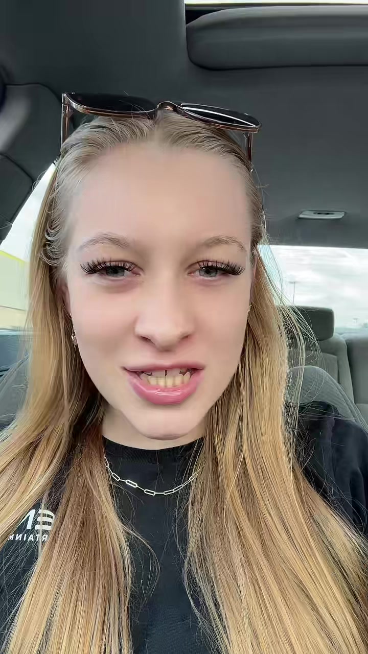 @ayeyojazzy