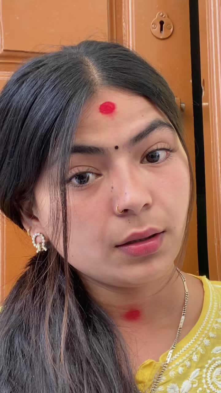 @Nisha bohara 👑