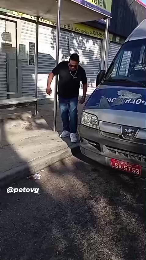 @petovg