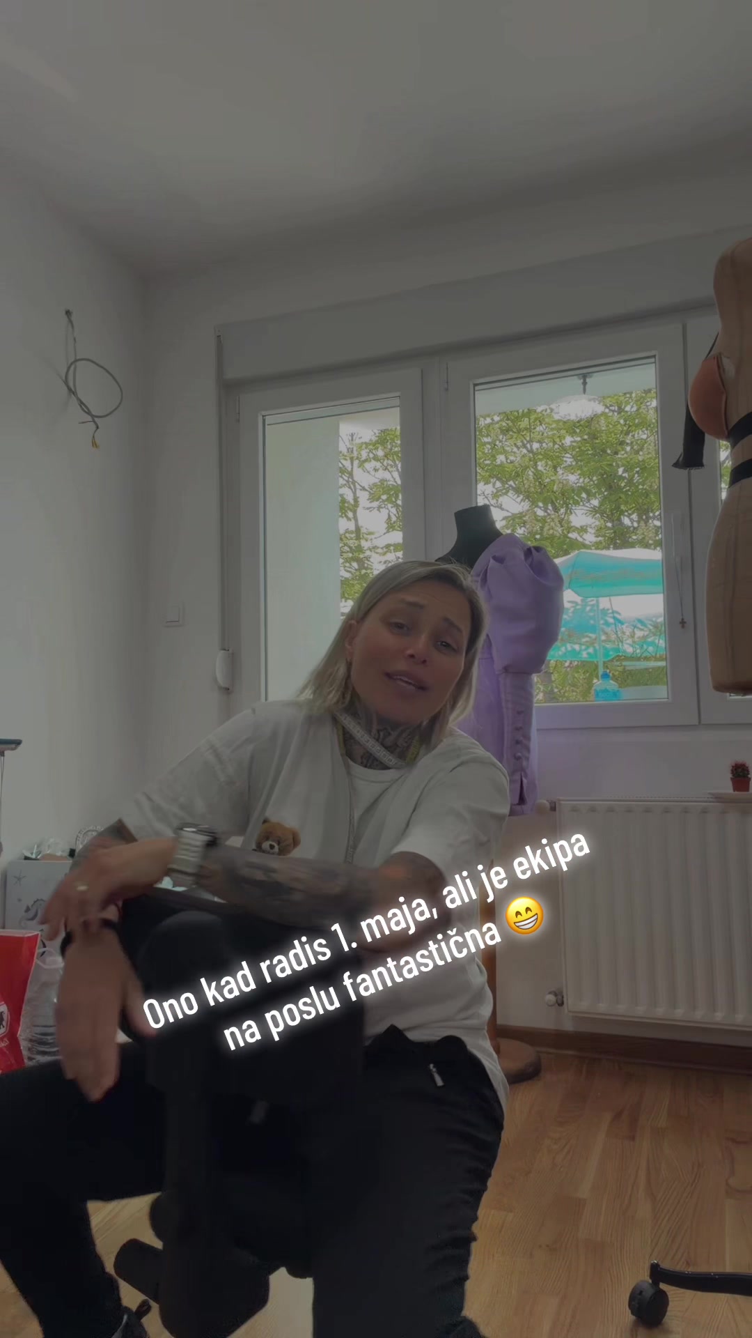 @LIKEAFENIXX
