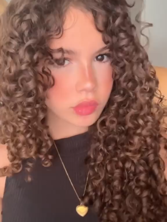 @nicole
