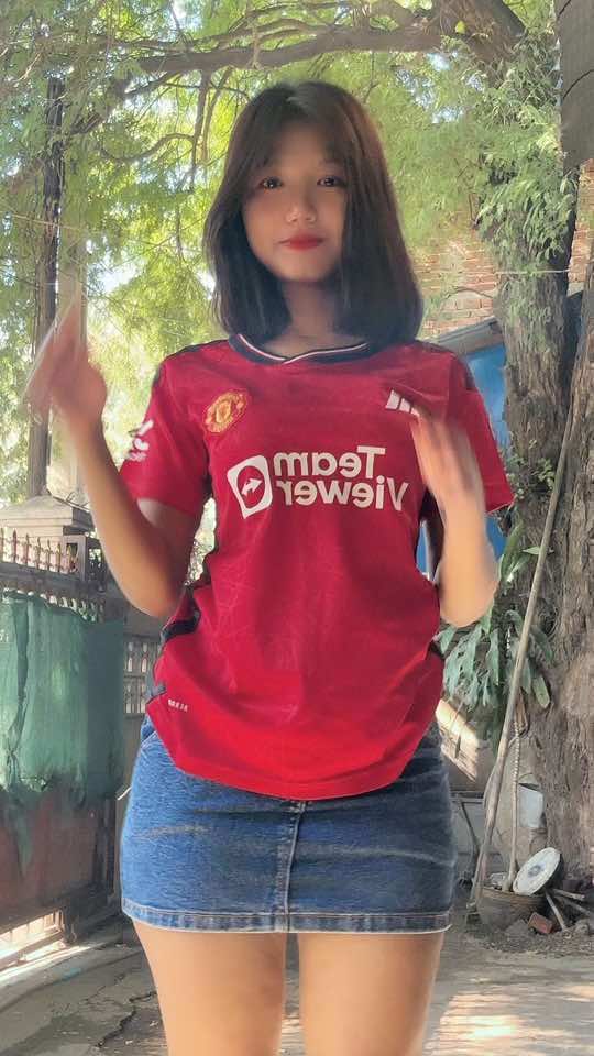 @E M P🌺