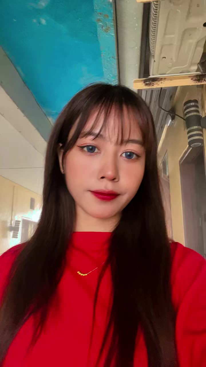 @Hnine