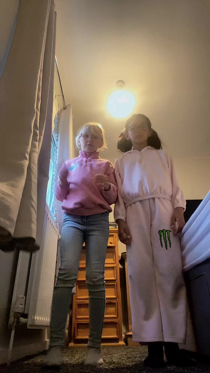 @Ariana cutie