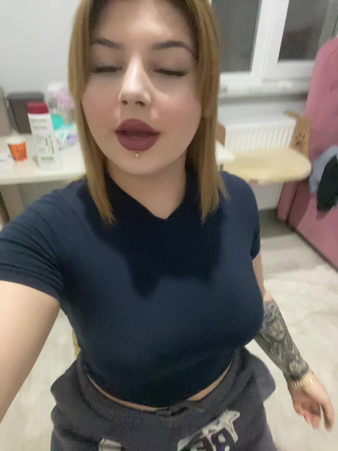 @xvazra00