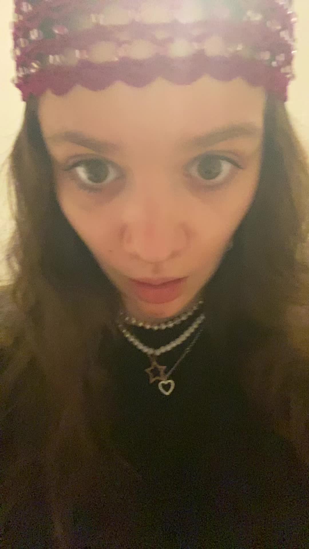 @Ava_hlk