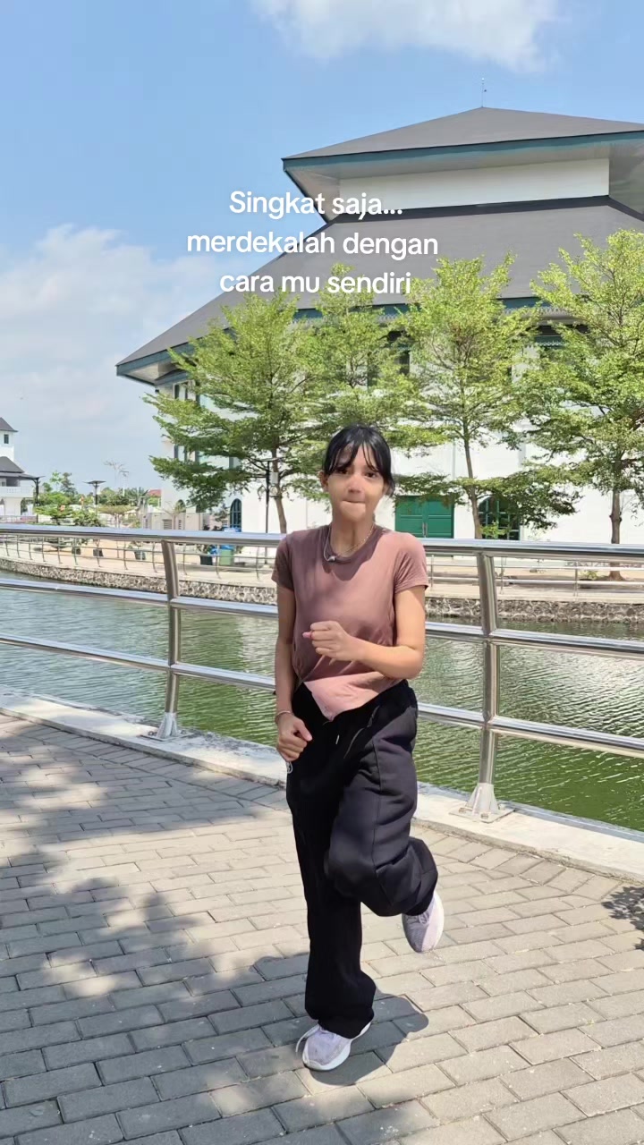@Yunicha