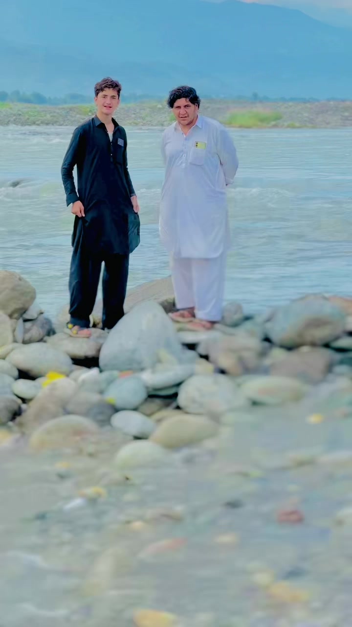 @Khan😘