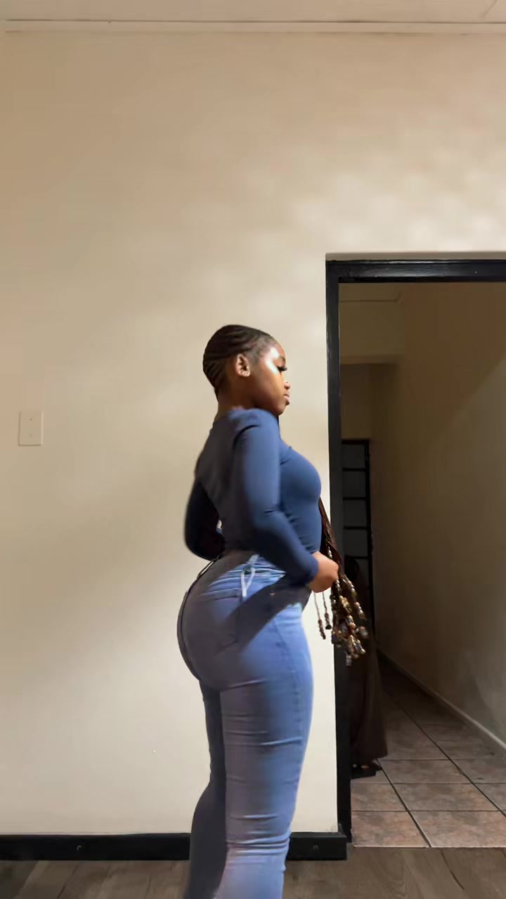 @Chioma Wambi🫦