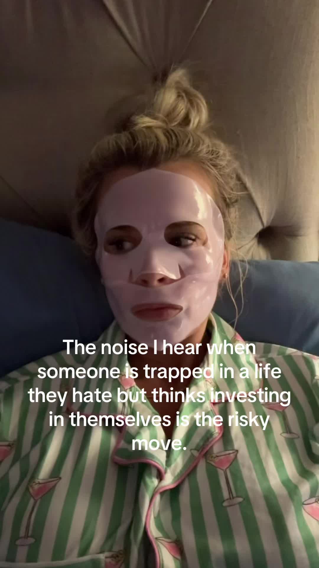 @HelloBri