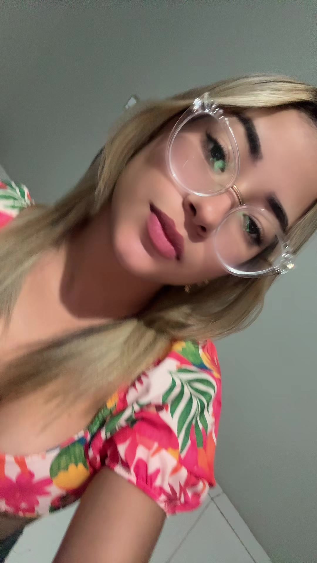 @Gisely