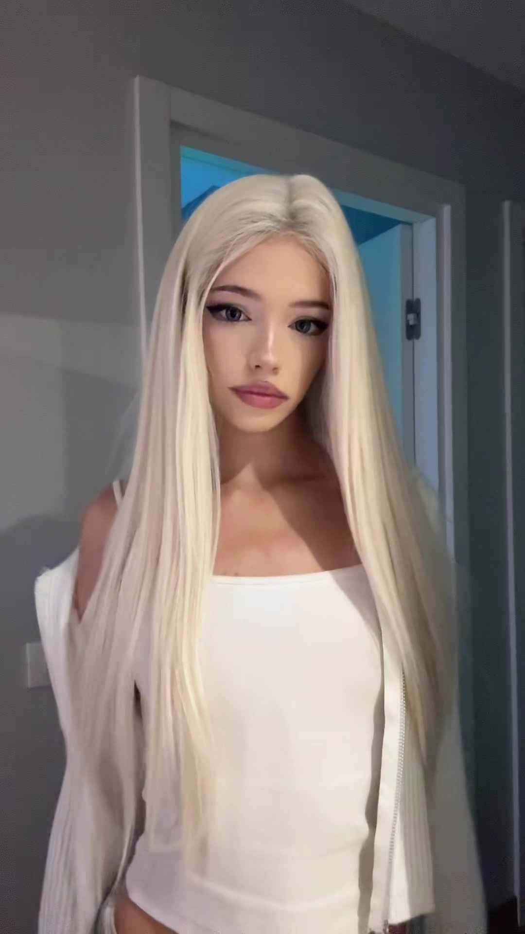 @VLATESSA