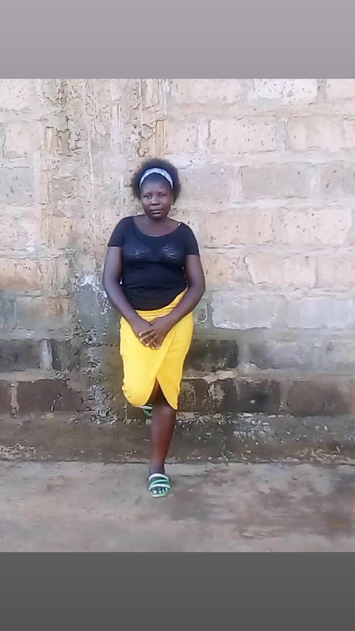 @naomi Majuma