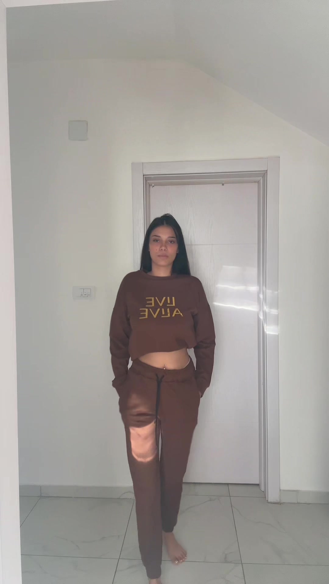 @nadjolinaa