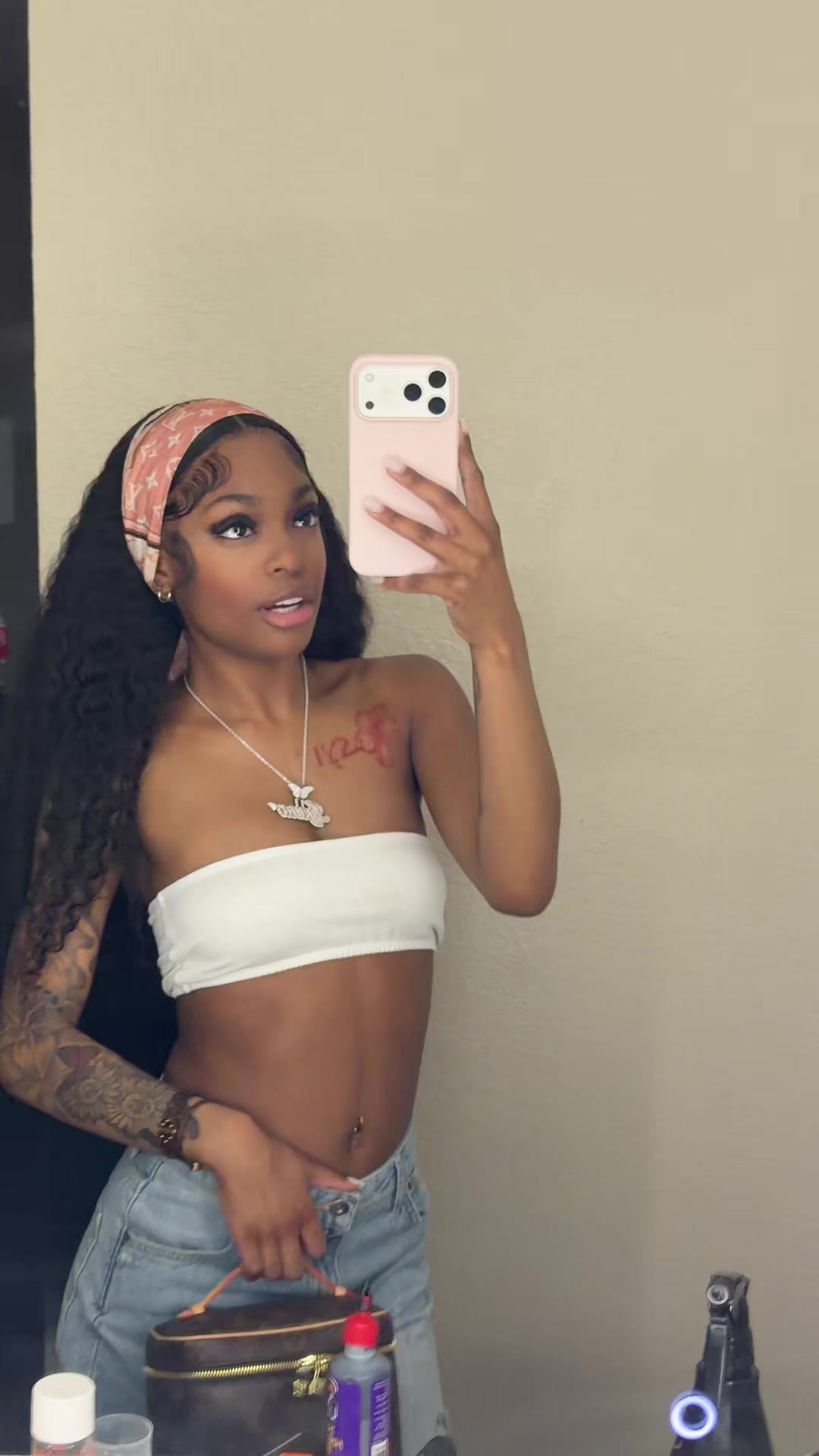 @Iyana Nicole