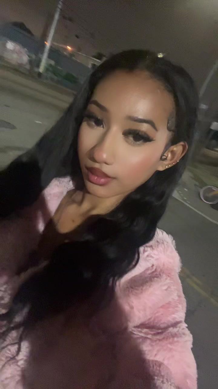 @Aniya Marie 🌈