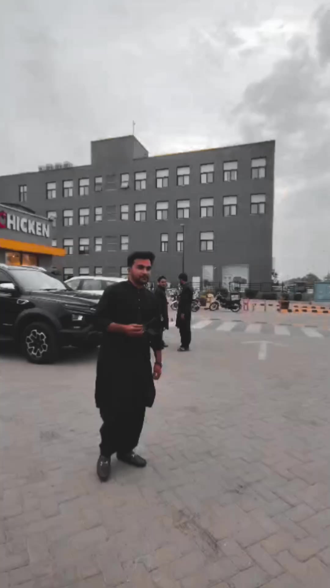 @عمیر سعید