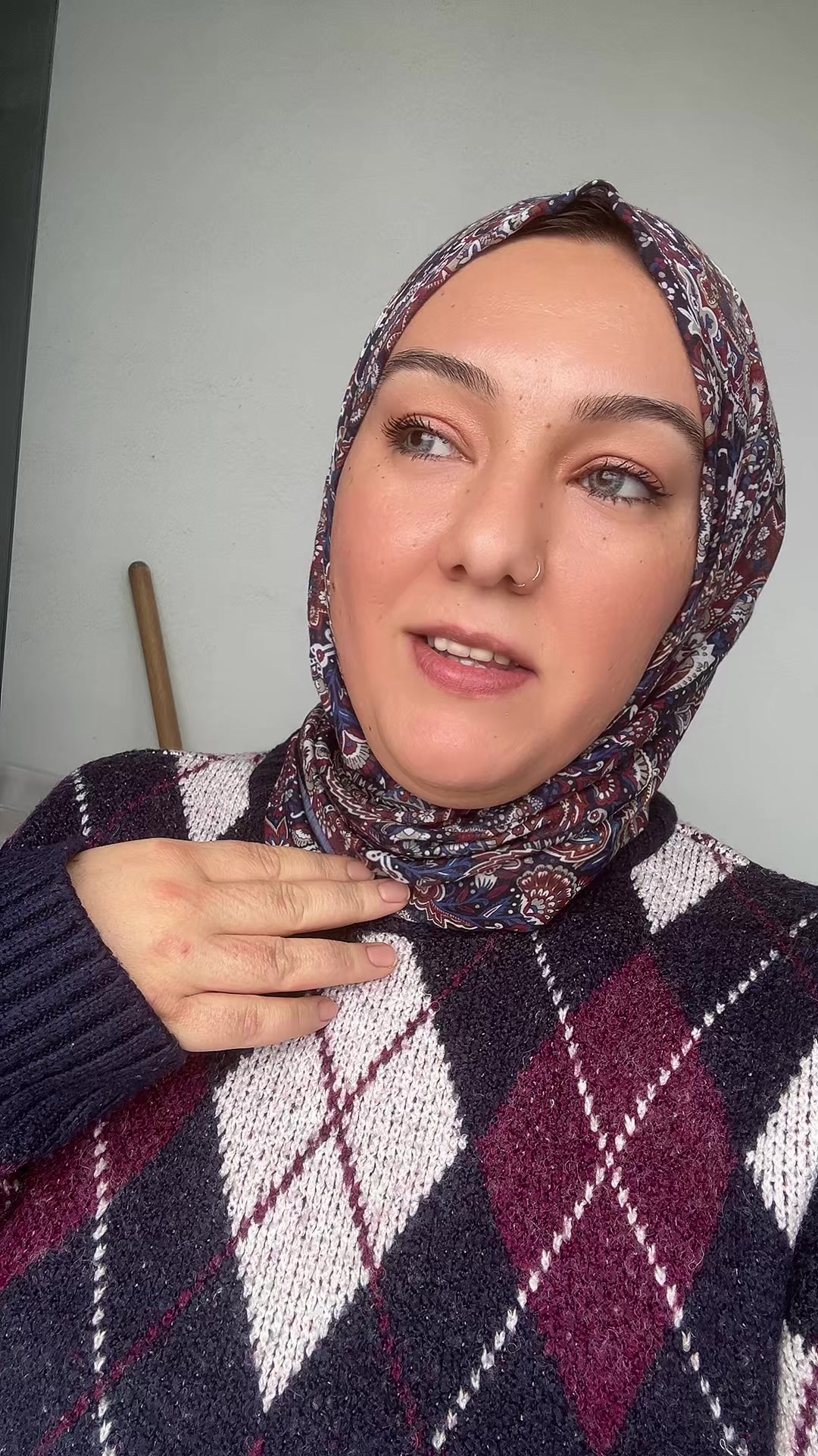 @Azizeakalın