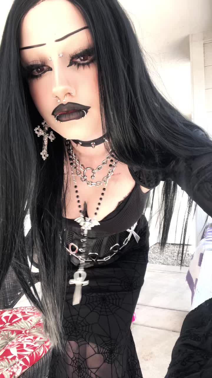 @shaenarothe