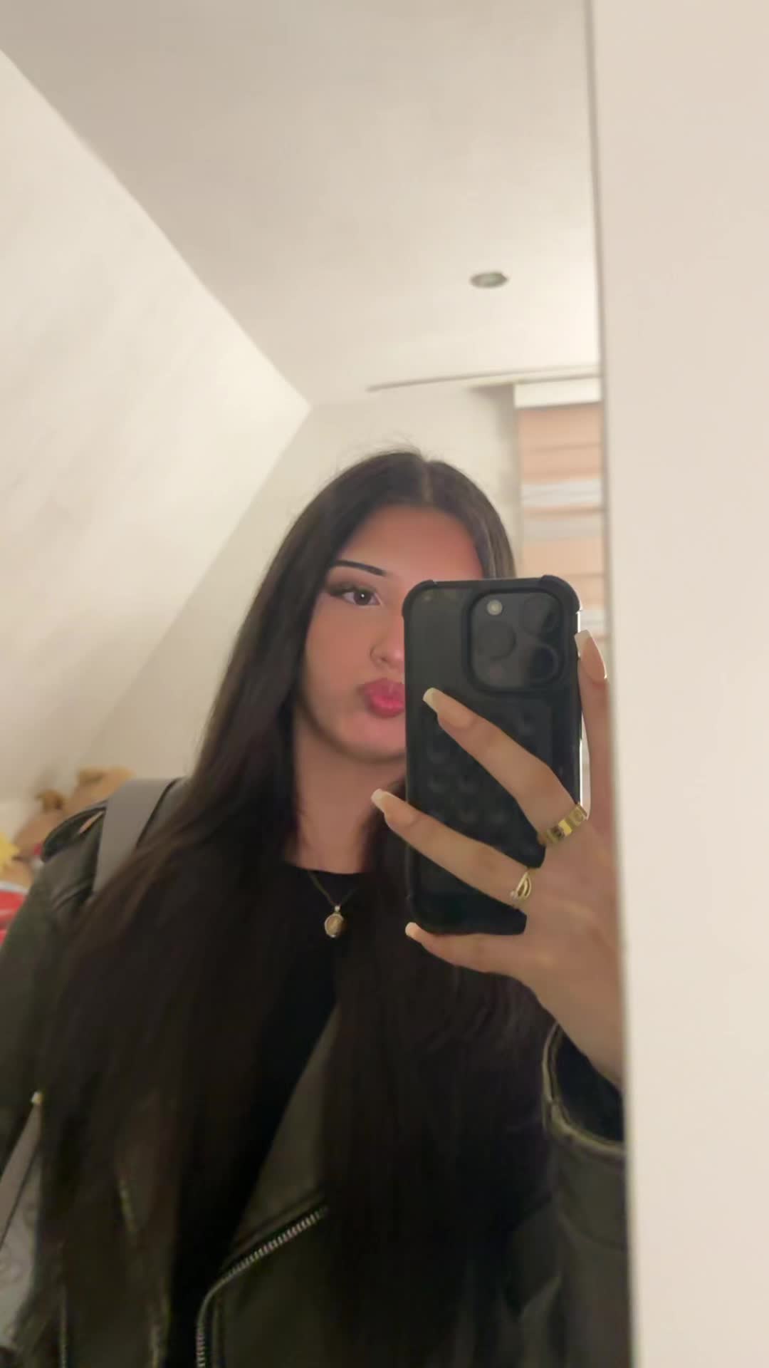 @Aleyna