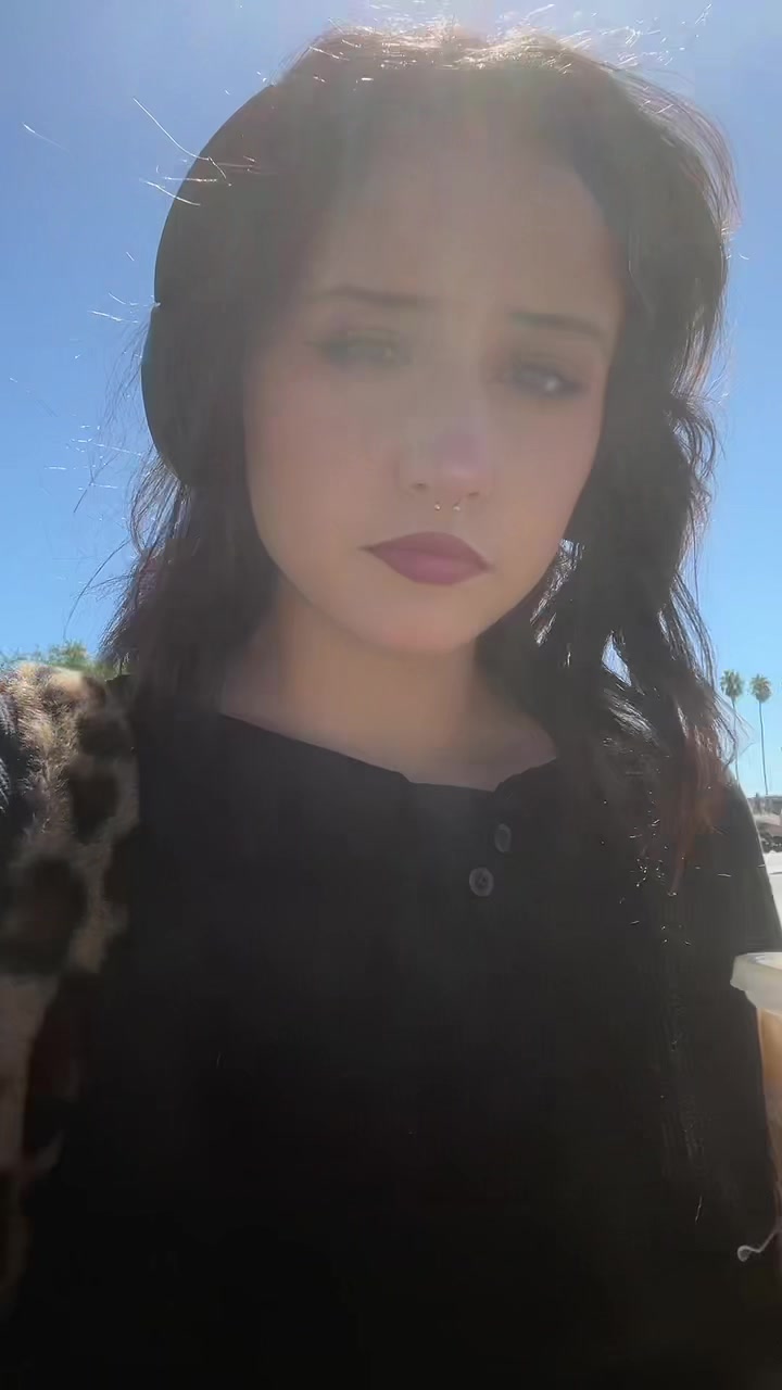 @lilykinz
