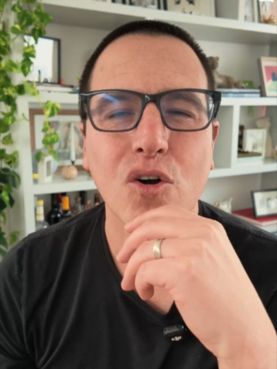 @Germán Meneses | Negocios ☕️