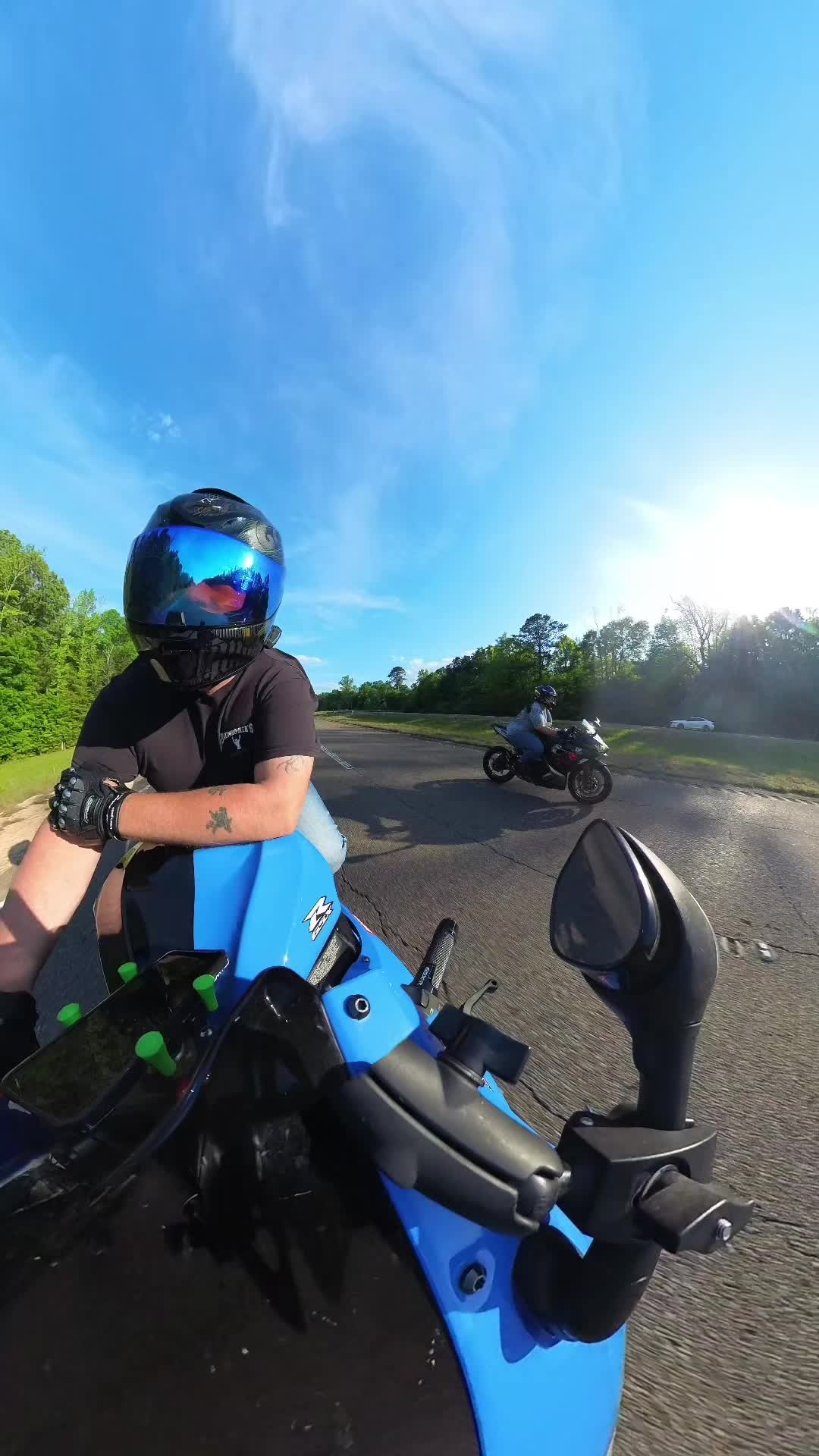 @Gixxer_chill😎