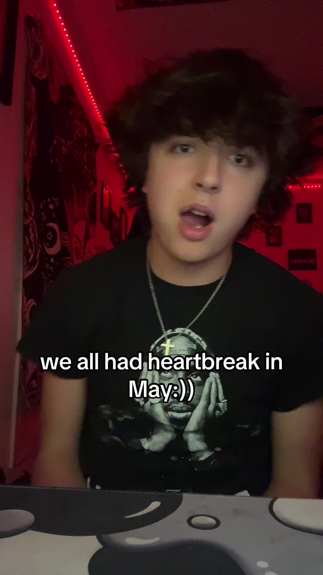 @T