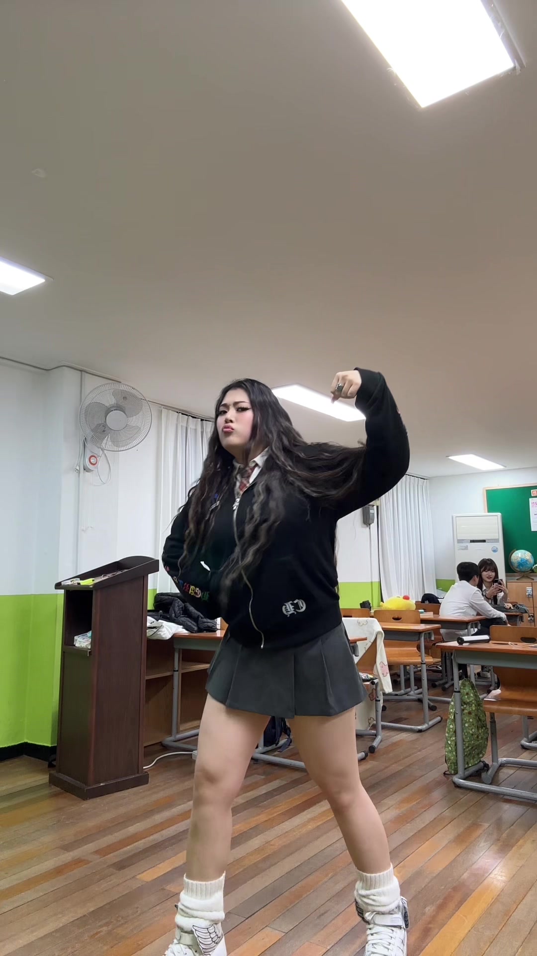 @주카다릿 Zukadalit