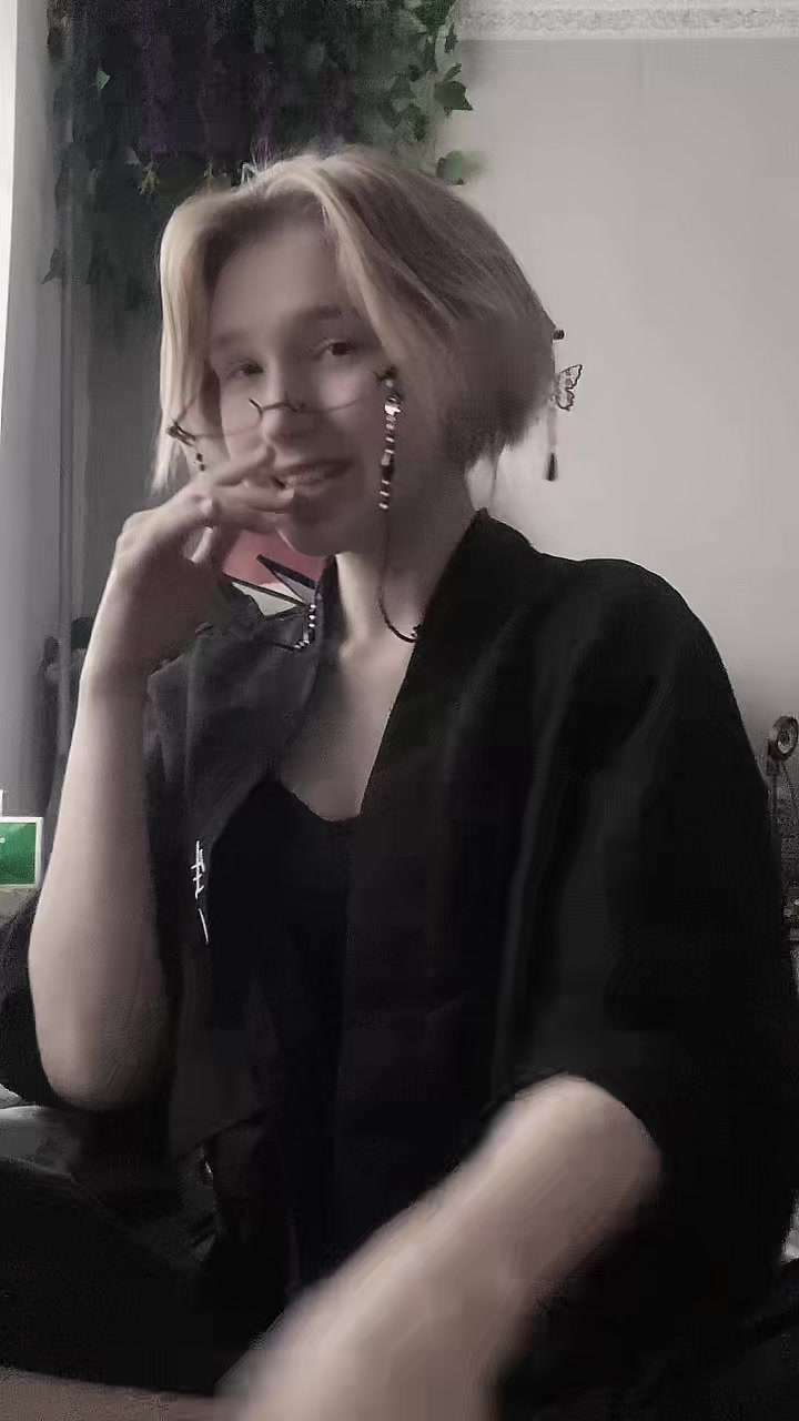 @𝕾𝖎𝖑𝖋@