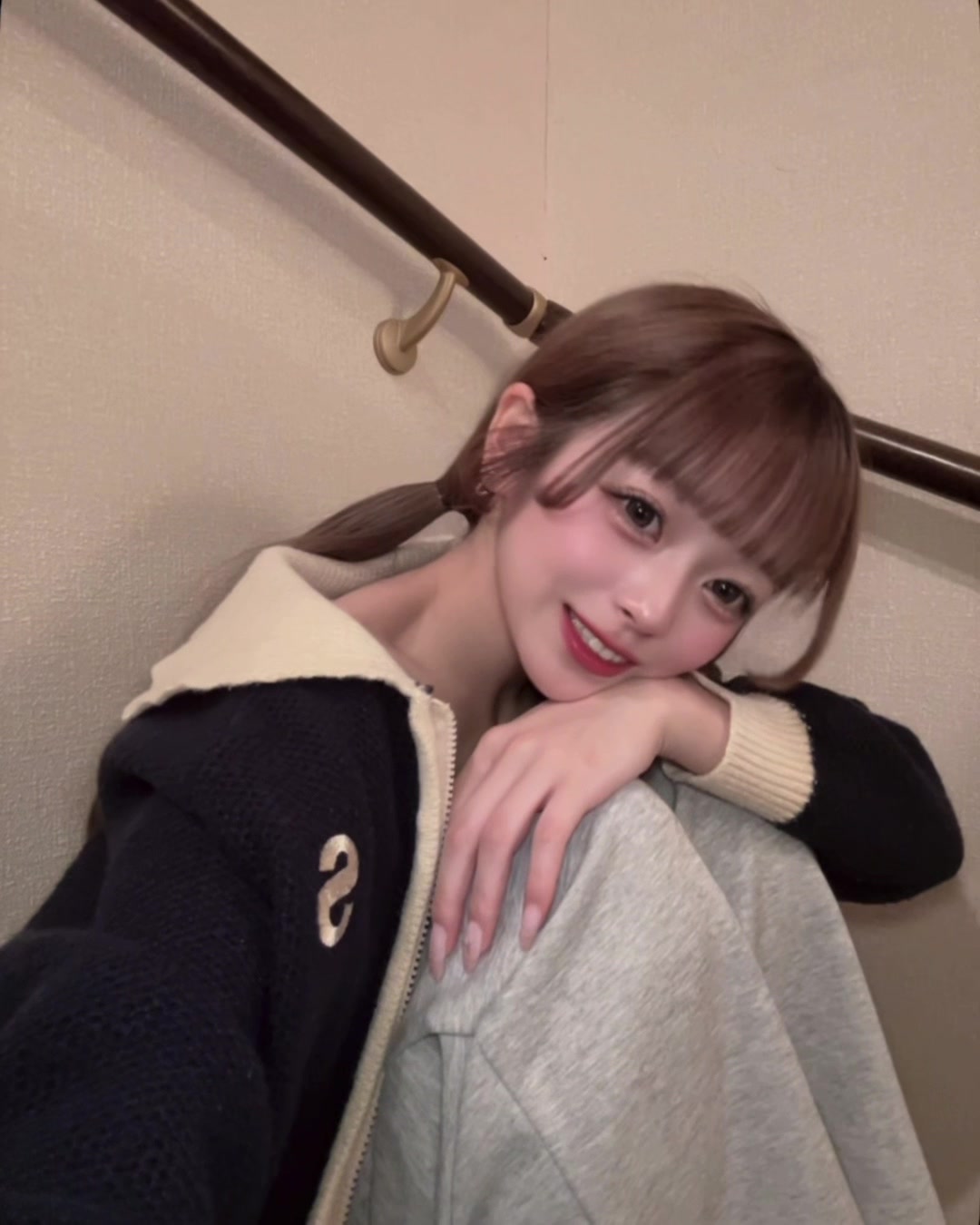 @りりあ
